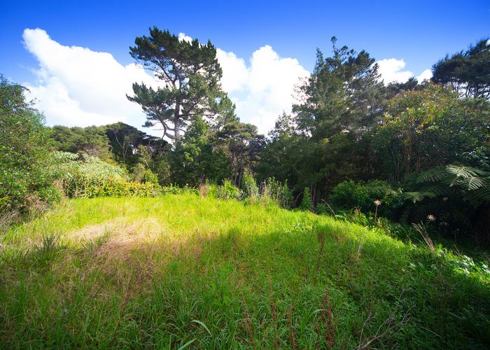  at 15 Glen Vista Place, Bayview, Auckland