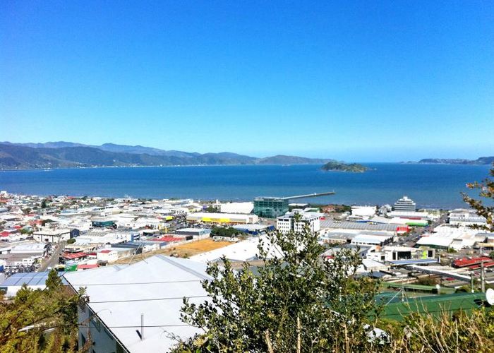 at 19 Rakeiora Grove, Korokoro, Lower Hutt