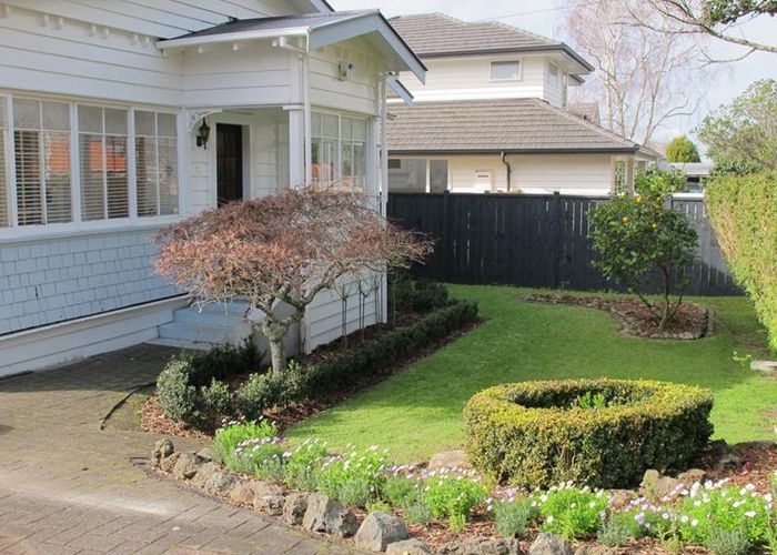  at 10 Kowhatu Road, One Tree Hill, Auckland