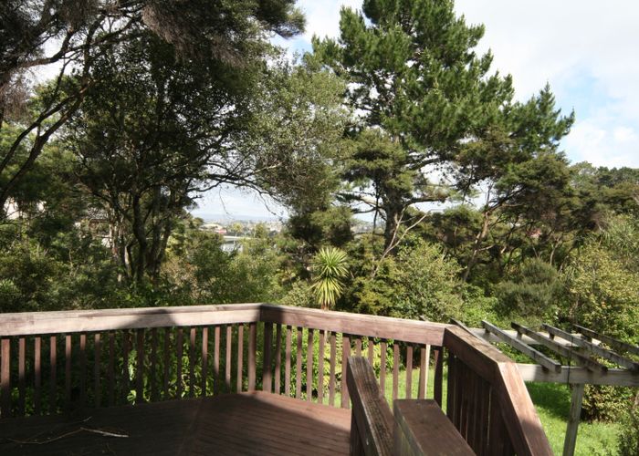  at 6 Remu Place, Greenhithe, Auckland