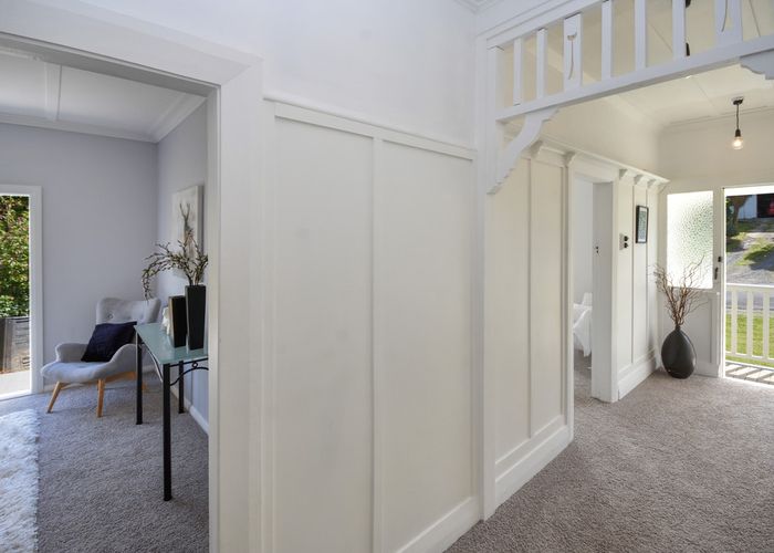  at 2 Roger Street, Macandrew Bay, Dunedin
