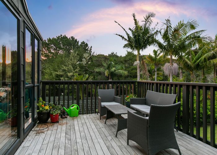  at 5 Hebe Place, Birkenhead, Auckland