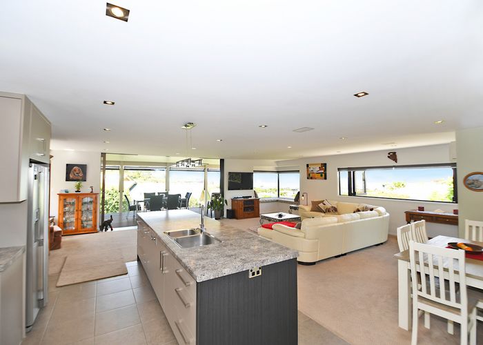  at 10 Brampton Road, Snells Beach, Snells Beach