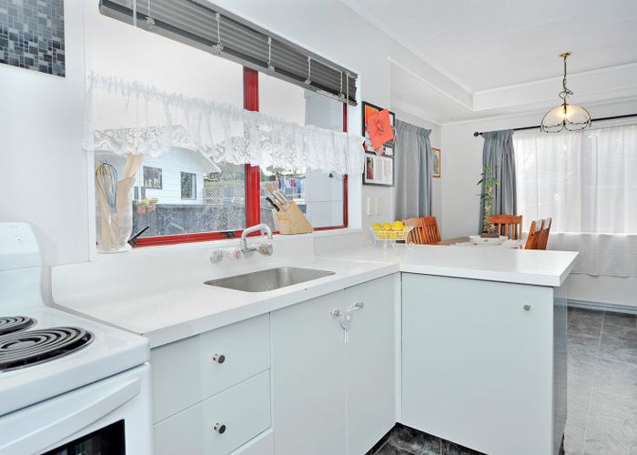  at 17A Dahlstrom Grove, Kelvin Grove, Palmerston North