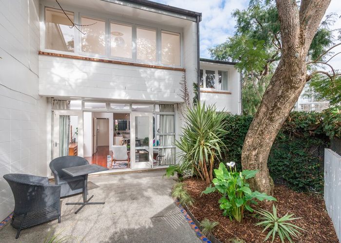  at 2/55A Hepburn Street, Freemans Bay, Auckland