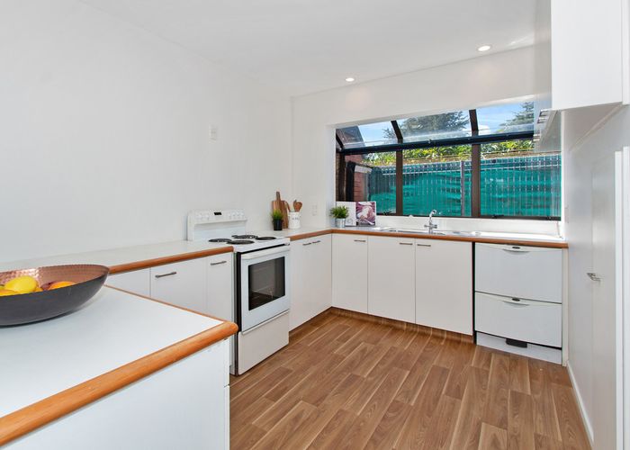  at 9/415 Mairehau Road, Parklands, Christchurch