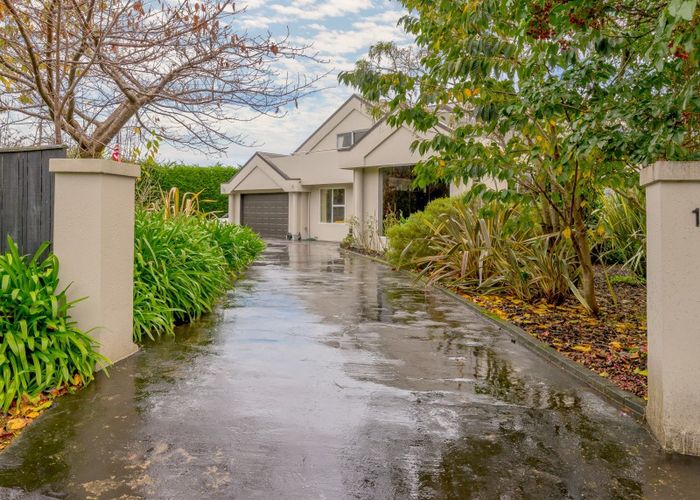  at 10 Karu Crescent, Waikanae