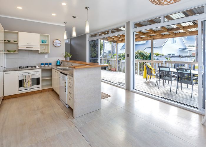  at 884 Pataua South Road, Onerahi