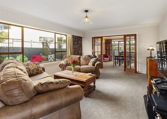 at 56 Woodman Dr, Tawa, Wellington