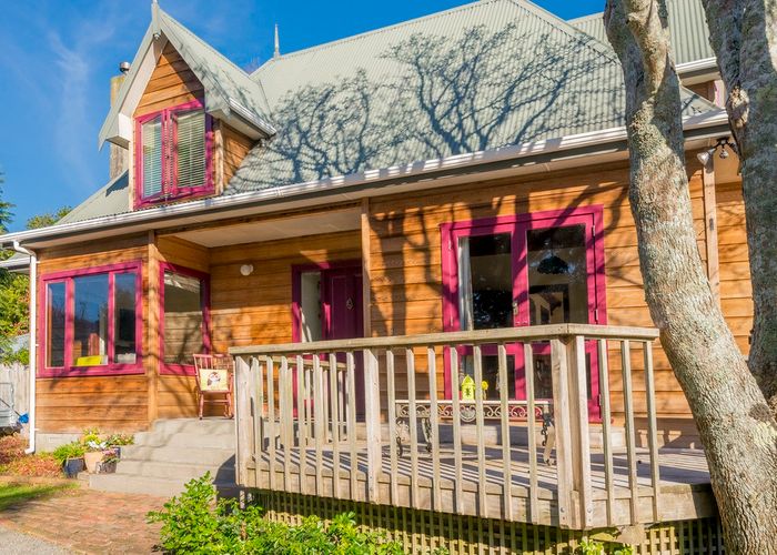  at 79 Park Avenue, Waikanae