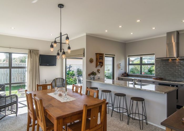  at 26 Marram Way, Peka Peka, Waikanae