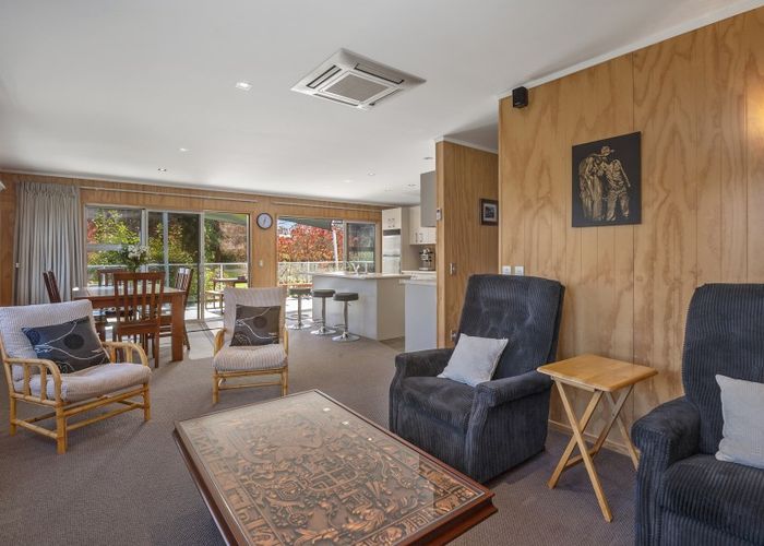  at 21 Marina Terrace, Kinloch
