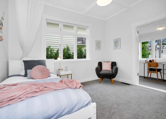  at 37 Formby Avenue, Point Chevalier, Auckland