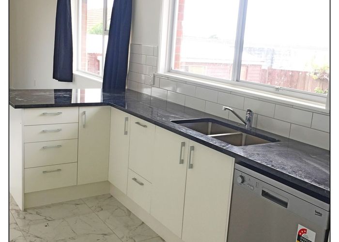  at 112 Woodglen Road, Glen Eden, Auckland