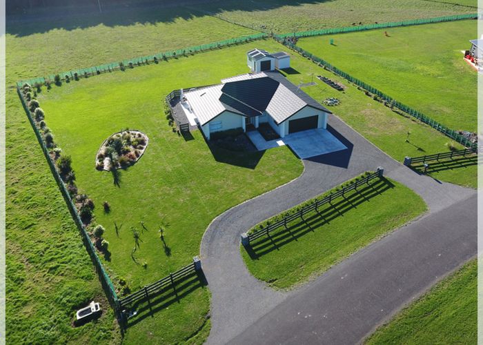  at 5 Carex Grove, Foxton Beach, Foxton