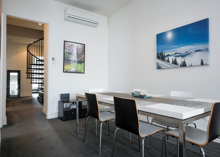  at 8/49 Bond Street, Dunedin Central, Dunedin