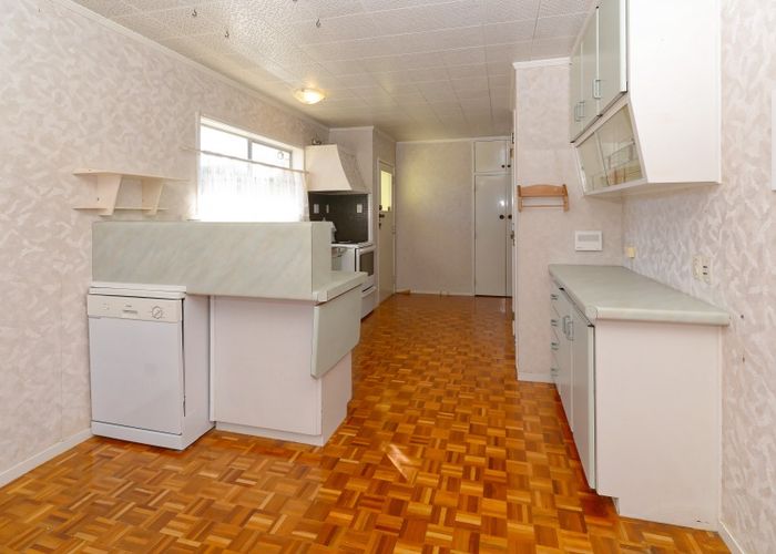  at 14 Storey Avenue, Forest Lake, Hamilton