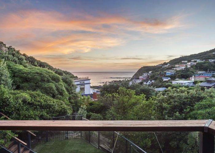  at 211 Houghton Bay Road, Houghton Bay, Wellington