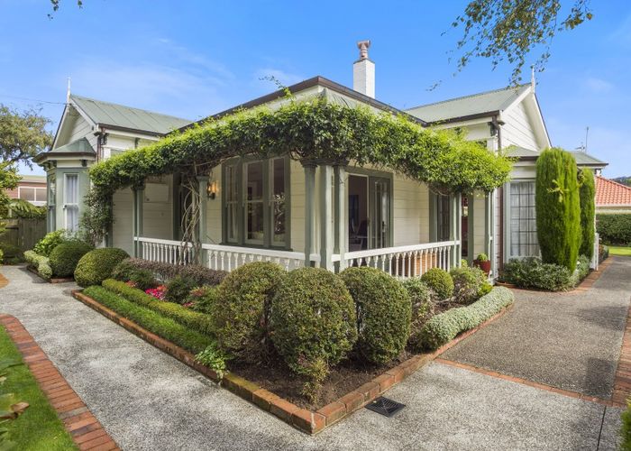  at 2/83 Penrose Street, Woburn, Lower Hutt