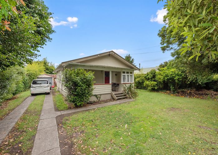  at 5 Marshall Street, Fairfield, Hamilton