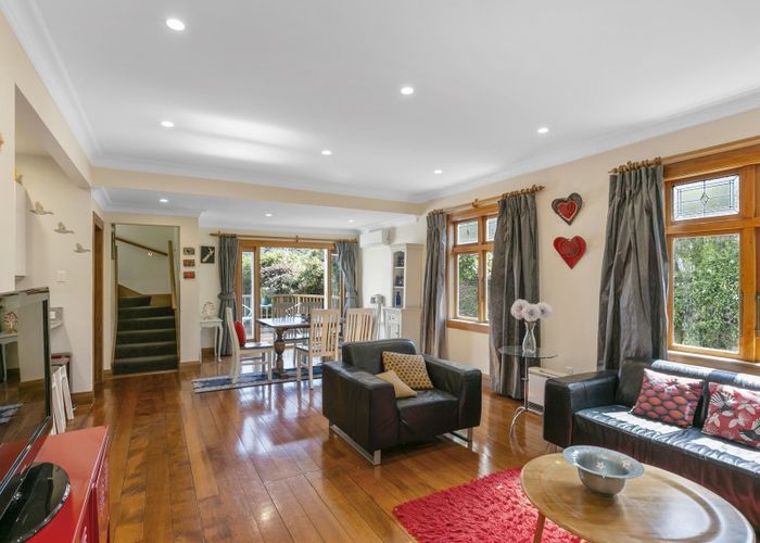  at 11 Raine Street, Karori, Wellington