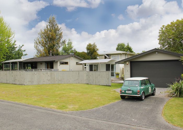 at 1 Oruatua Avenue, Tauranga Taupo, Taupo