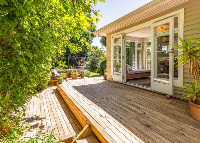  at 25 Fisher Avenue, Beckenham, Christchurch