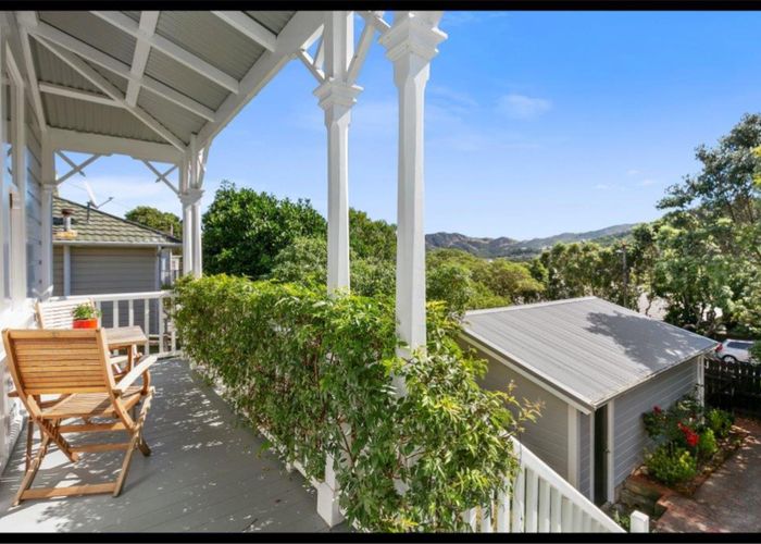  at 27 Everest Street, Khandallah, Wellington