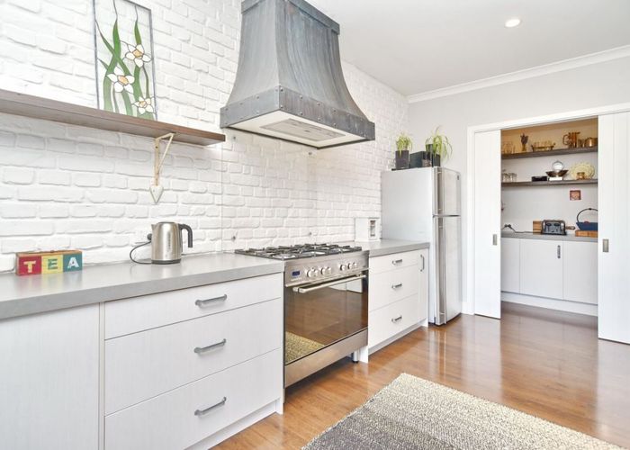  at 6 Thornton Close, Leithfield, Amberley