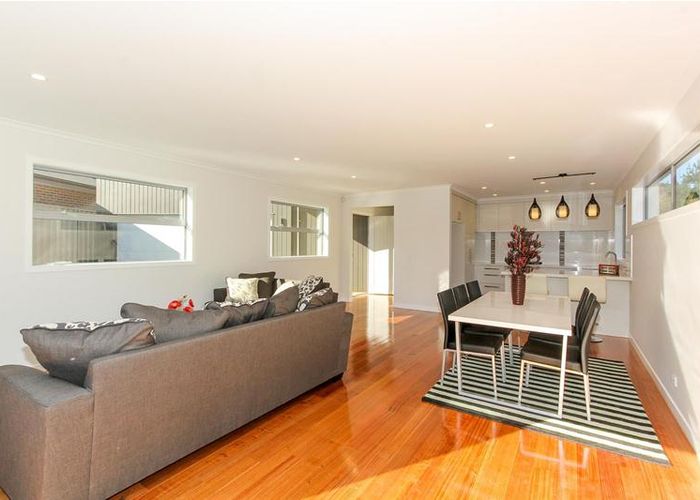  at 6 Fern Lane, Whalers Gate, New Plymouth