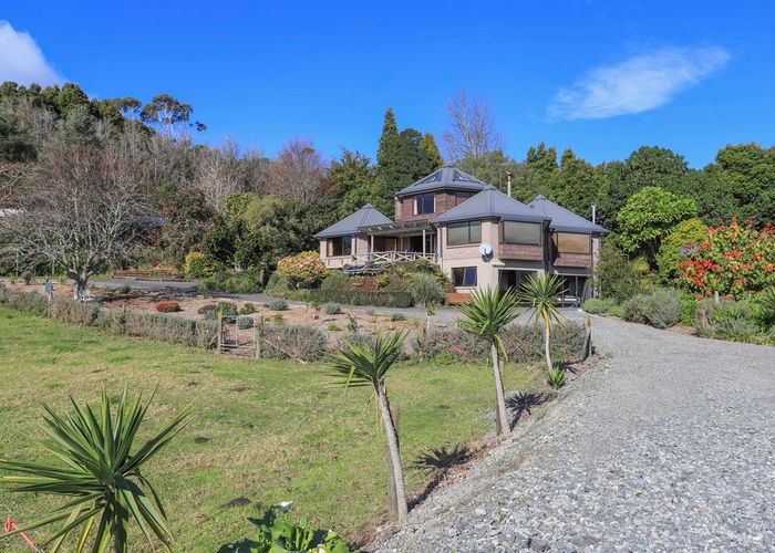  at 376 Esdaile Road, Tauranga