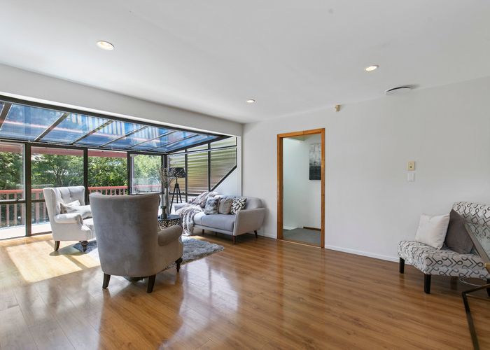  at 34 La Rosa Street, Green Bay, Auckland