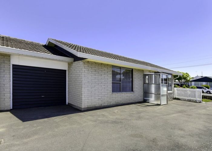  at 64 HIGHSTED ROAD, Bishopdale, Christchurch