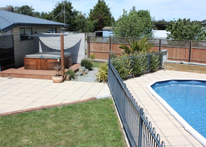  at 46 Blue Cliffs Road, St Andrews