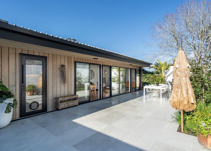  at 1/246 Lake Road, Hauraki, Auckland