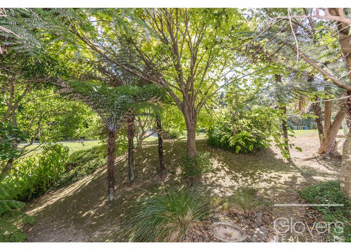  at 1 Lancewood Avenue, Titirangi, Auckland