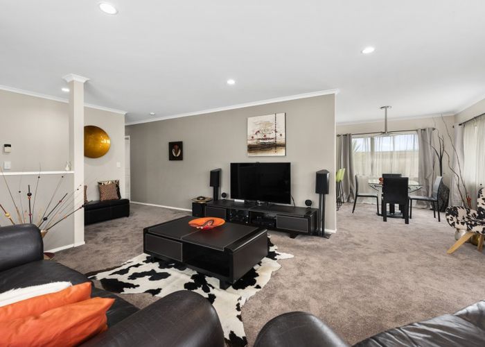  at 21 Percy Kinsman Crescent, Riverstone Terraces, Upper Hutt