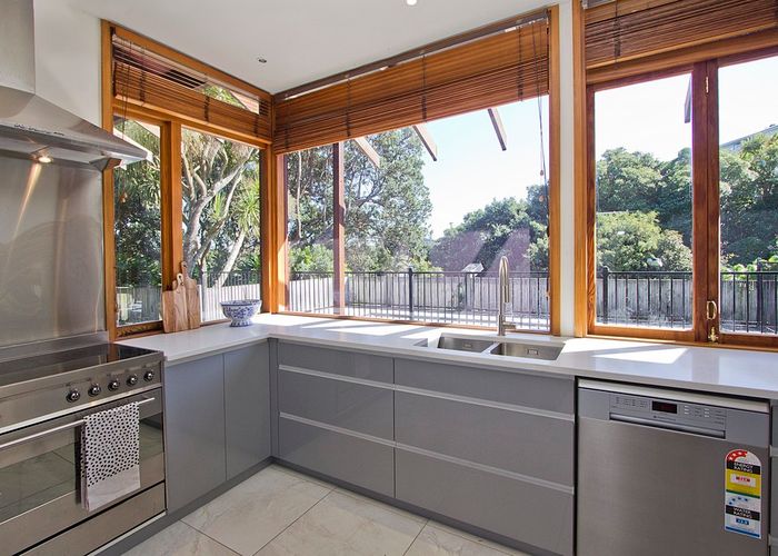  at 4 HOWARD Road, POINT HOWARD, LOWER HUTT