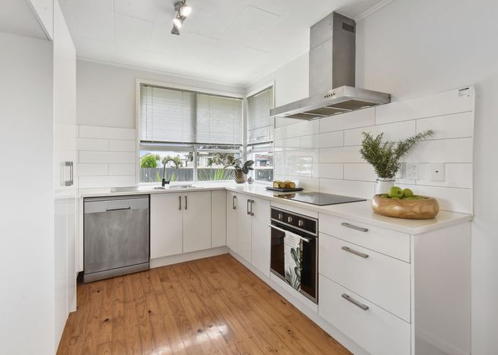  at 19 Hardie Street, Mangere East, Auckland