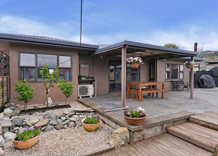  at 56 Parkers Road, Tahunanui, Nelson