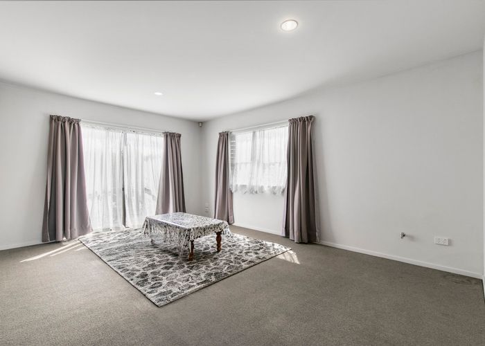  at 16/18 Alicante Avenue, Hillpark, Auckland