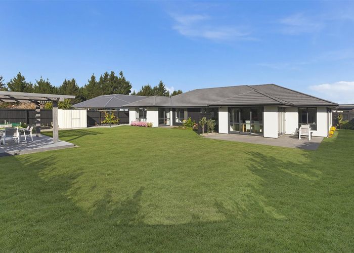  at 9 Kohunga Crescent, Bottle Lake, Christchurch