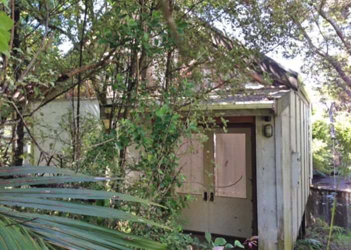  at 17 Albert Crescent, Ostend, Waiheke Island