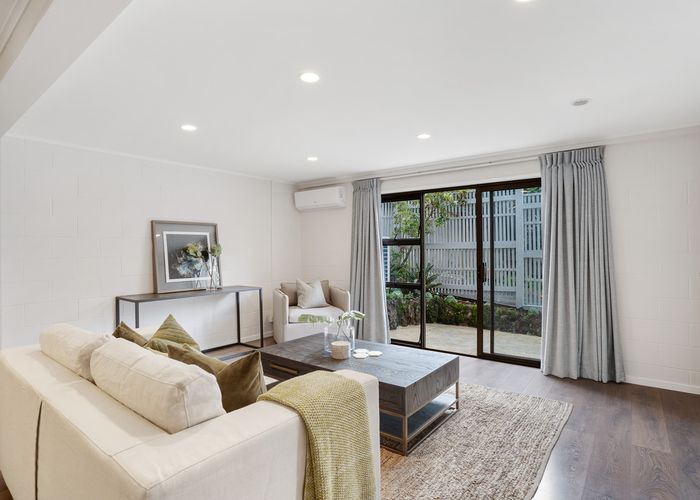  at 1/15 The Glen, Remuera, Auckland