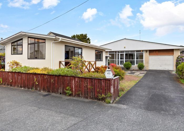  at 452 Point Chevalier Road, Point Chevalier, Auckland