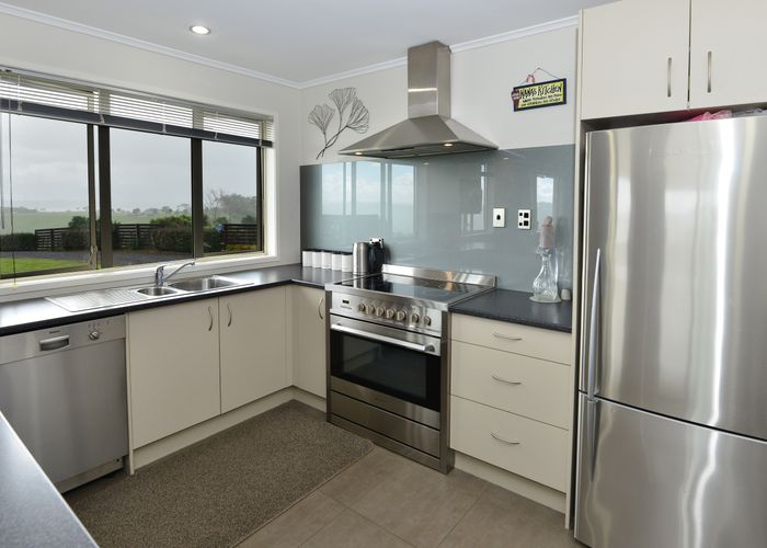  at 7 Kaipara Lake Road, Helensville