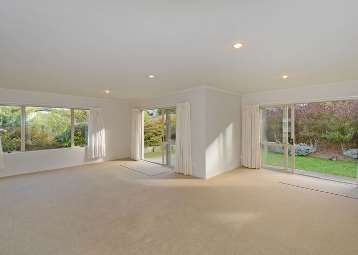  at 28 Kirton Drive, Riverstone Terraces, Upper Hutt