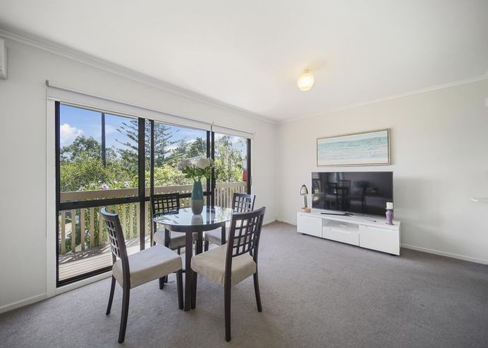  at 2/35 Patons Road, Howick, Auckland