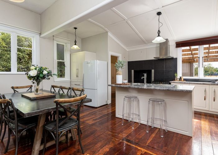  at 12 Kent Street, Carterton, Carterton