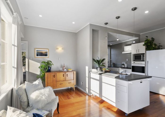  at 9 Gloucester Street, Wilton, Wellington